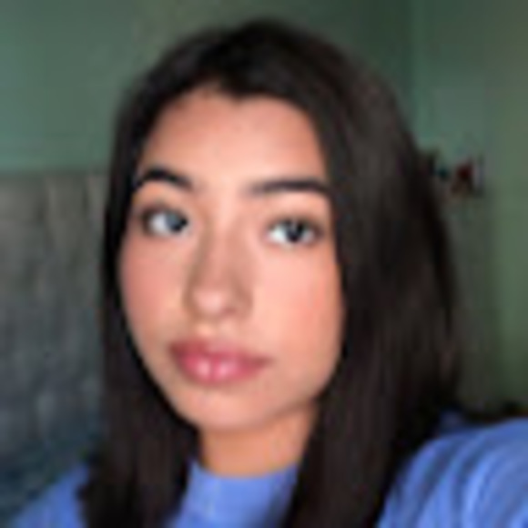 Meet your Posher, Angie - Picture 1 of 1